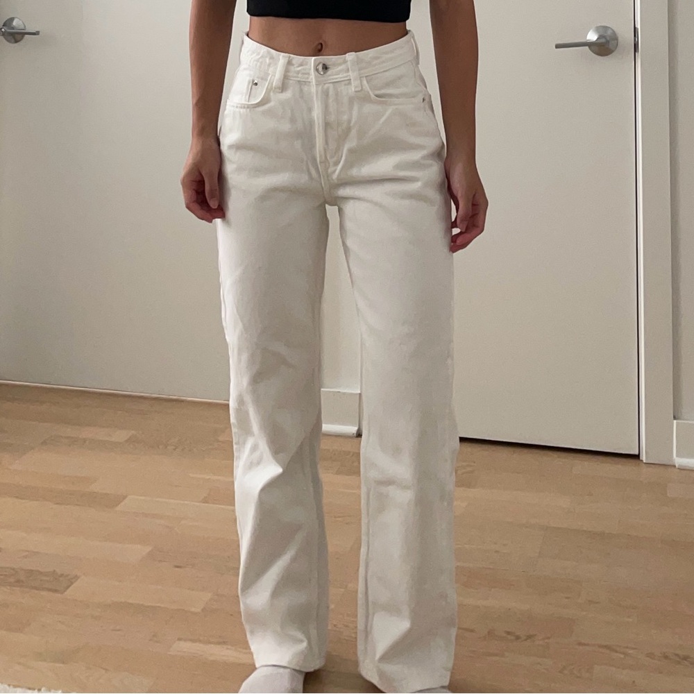 zara baggy white mid rise boyfriend jeans